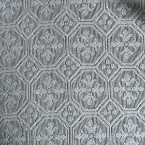 NWT Martha Stewart Medallion Queen Coverlet Cotton Blend Made in Portugal 2002